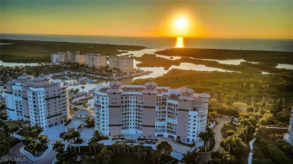 13675 Vanderbilt Drive Naples FL 34110