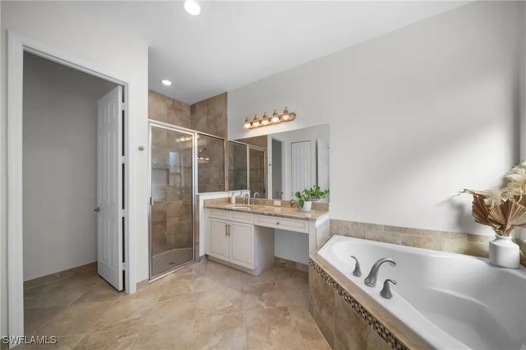 3418 Tigris Lane Naples FL 34119