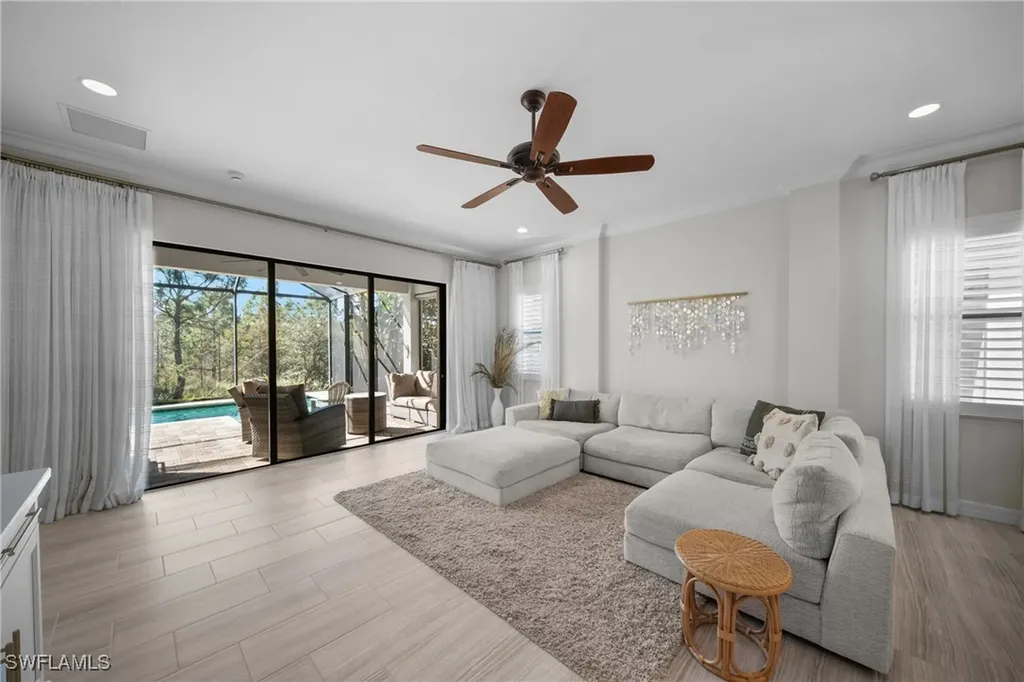 3418 Tigris Lane Naples FL 34119