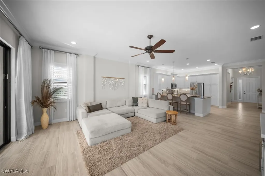 3418 Tigris Lane Naples FL 34119