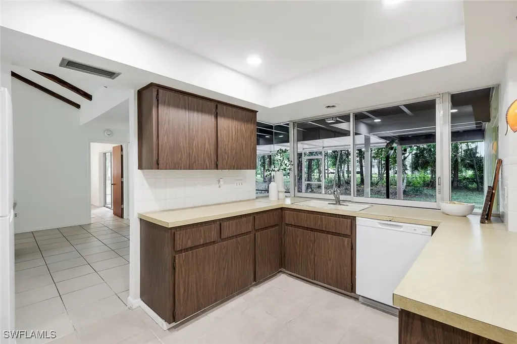525 Weber Boulevard N Naples FL 34120