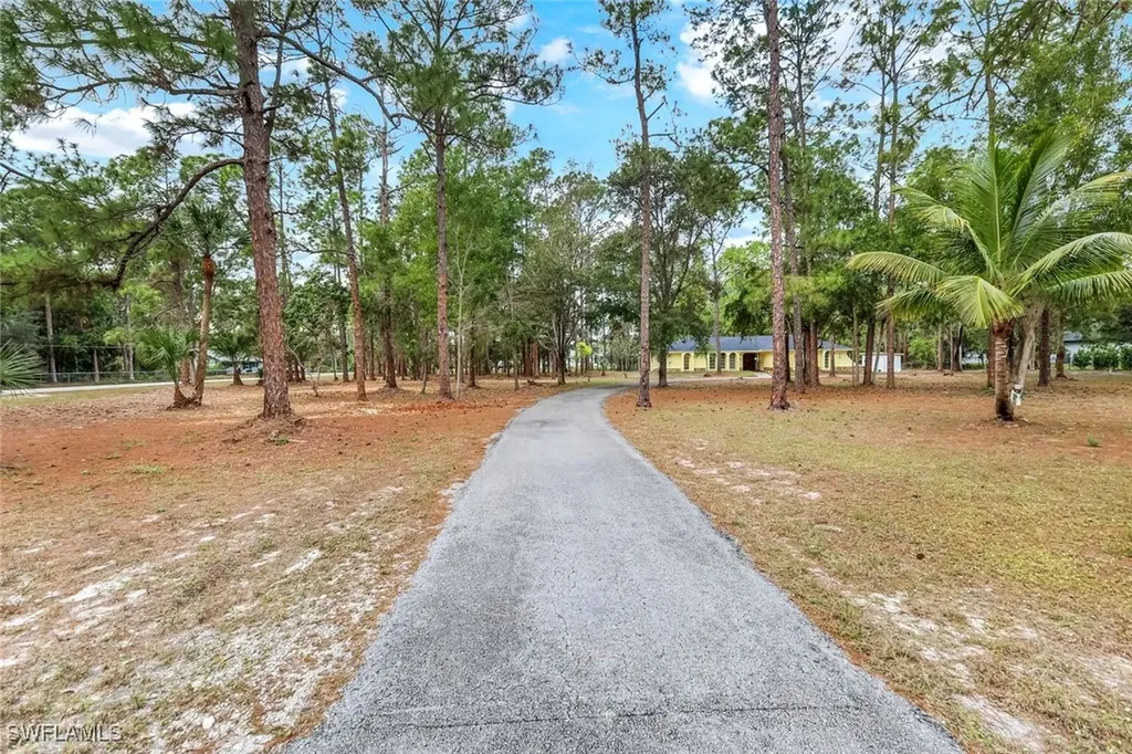 525 Weber Boulevard N Naples FL 34120