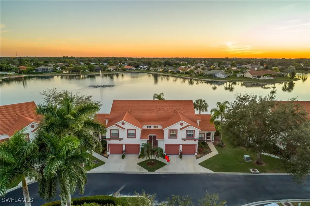 541 Windsor Square Naples FL 34104