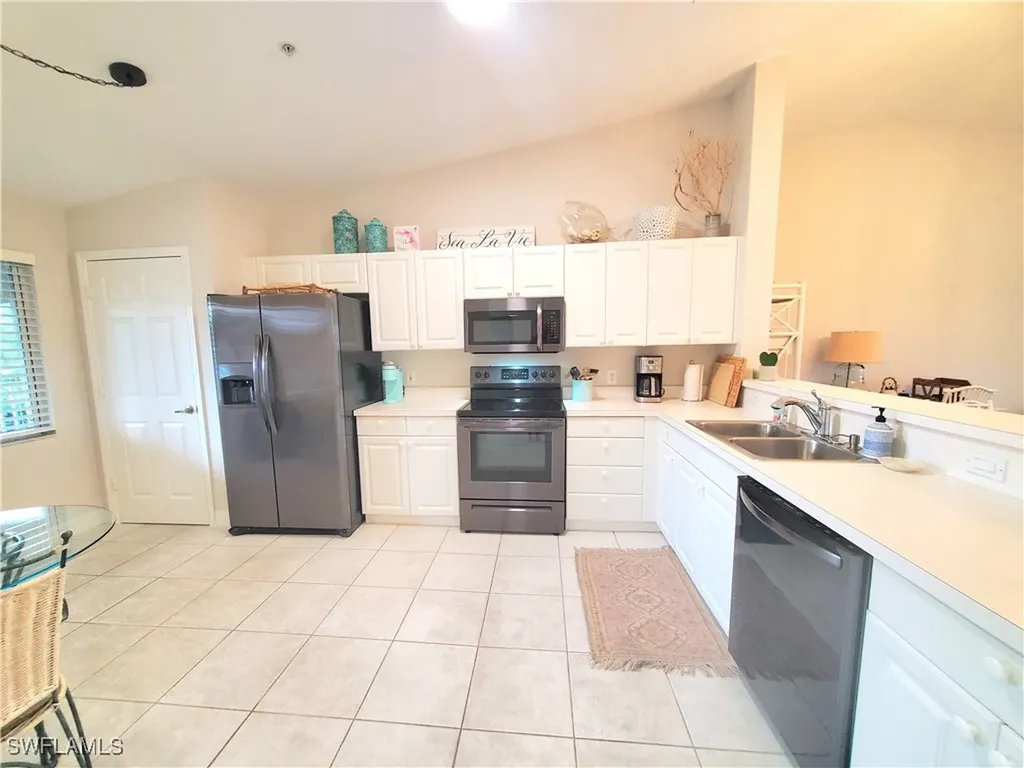 1100 Eastham Way Naples FL 34104