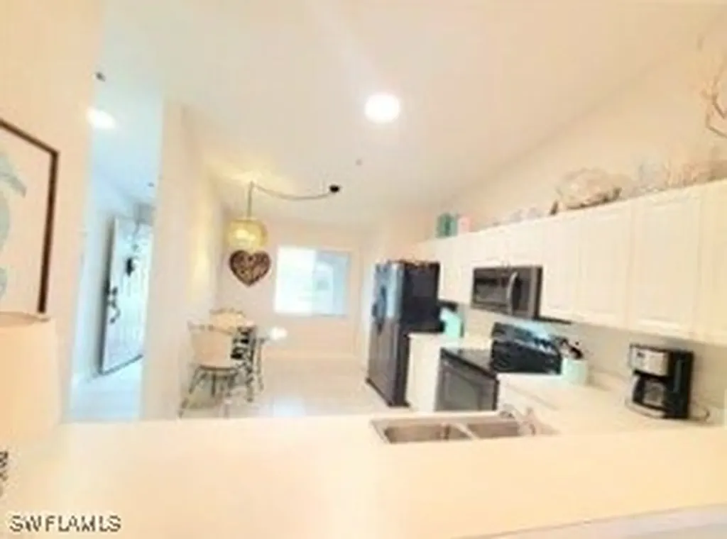 1100 Eastham Way Naples FL 34104