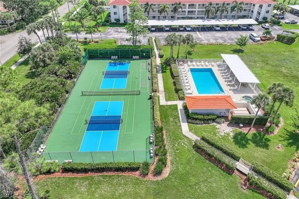 1100 Eastham Way Naples FL 34104