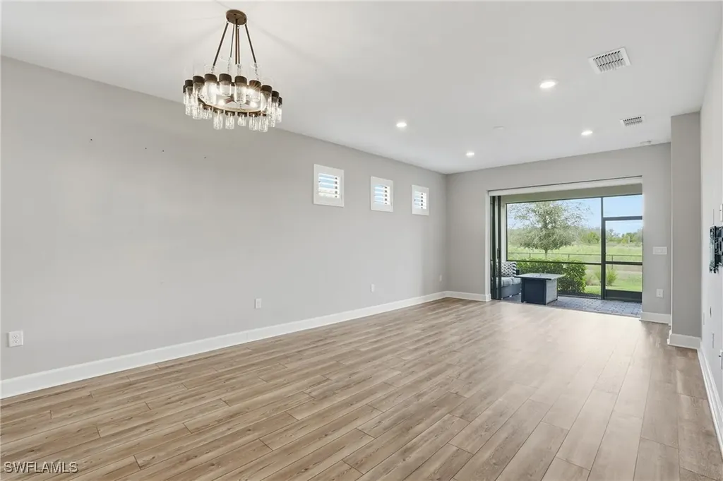 20060 Kingmont Drive Estero FL 33928