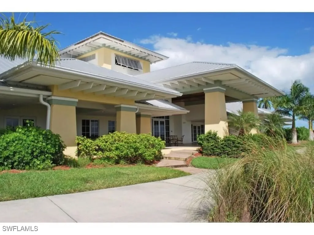 18499 Royal Hammock Boulevard Naples FL 34114