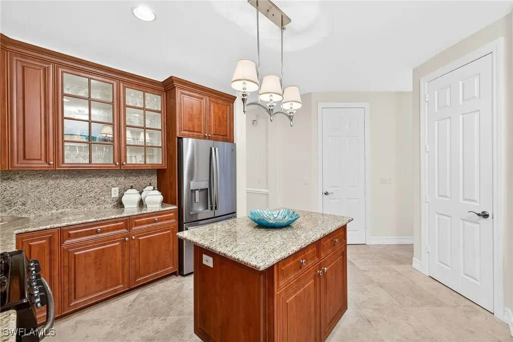 2805 Tiburon Boulevard E Naples FL 34109