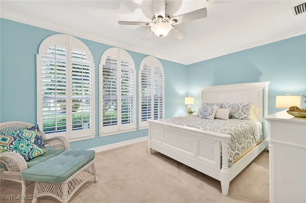 2805 Tiburon Boulevard E Naples FL 34109