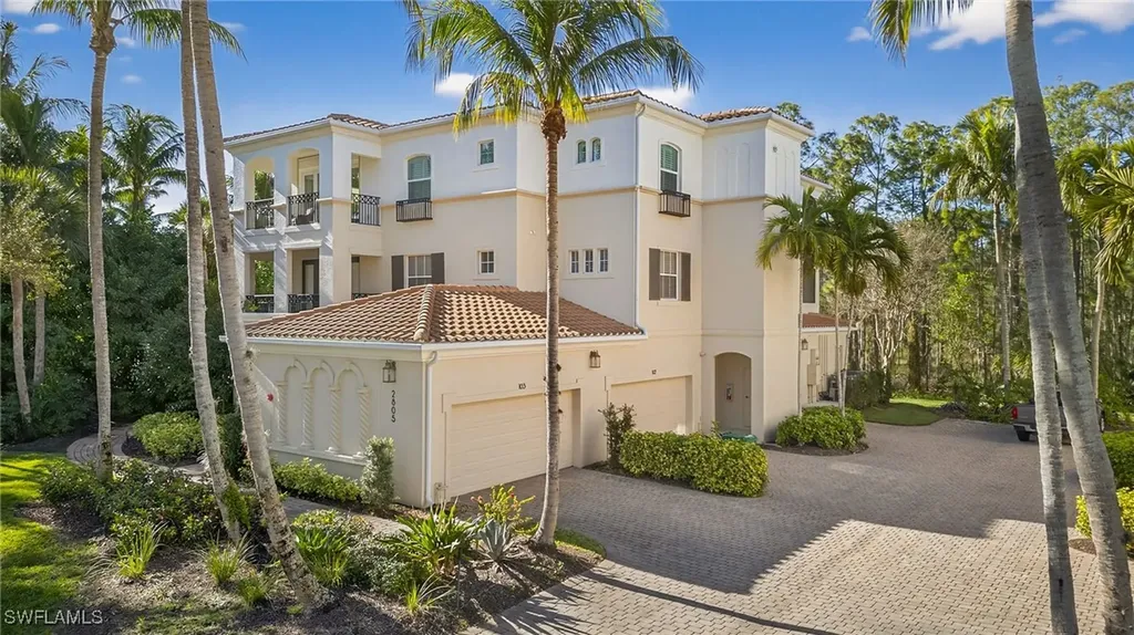 2805 Tiburon Boulevard E Naples FL 34109
