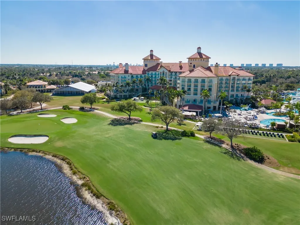 2805 Tiburon Boulevard E Naples FL 34109