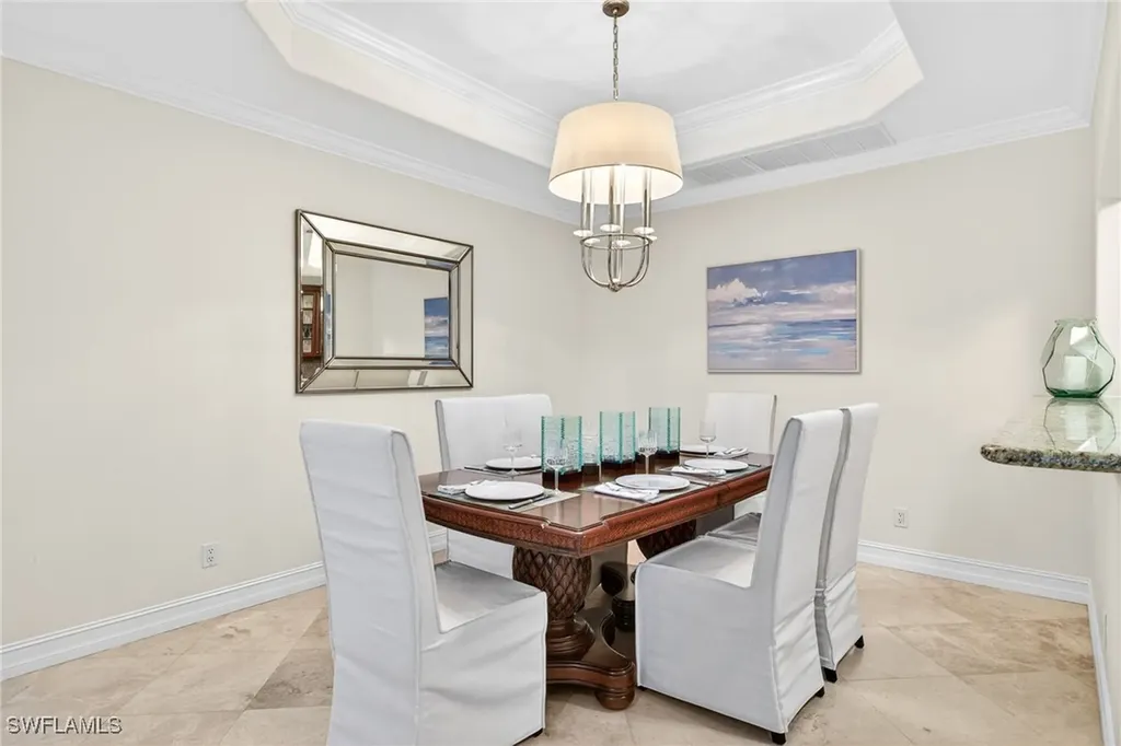 2805 Tiburon Boulevard E Naples FL 34109