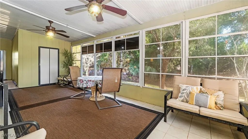 101 Sugar Loaf Lane Naples FL 34114