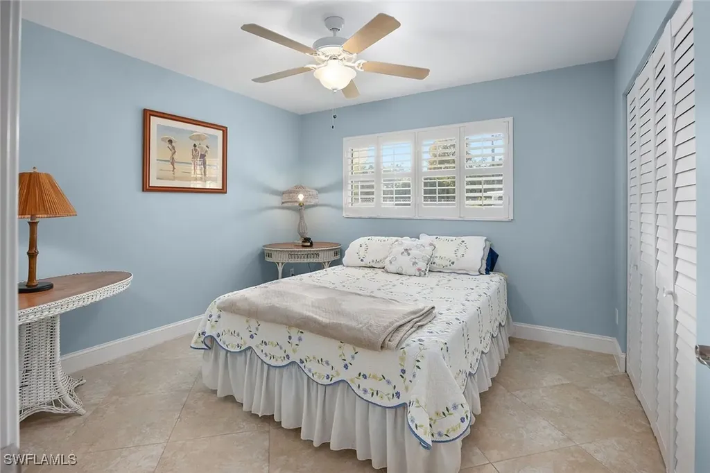 41 High Point Circle S Naples FL 34103