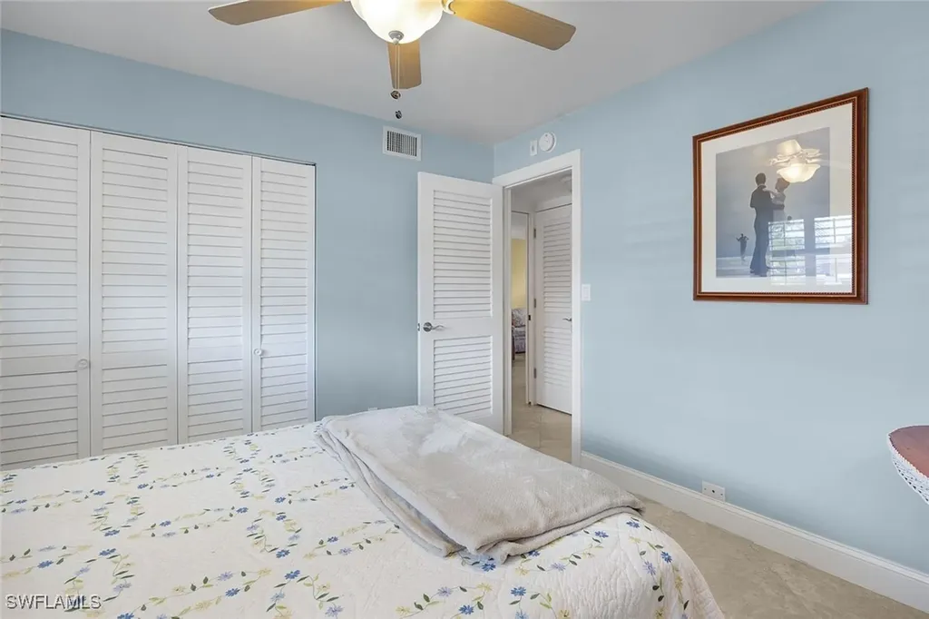 41 High Point Circle S Naples FL 34103