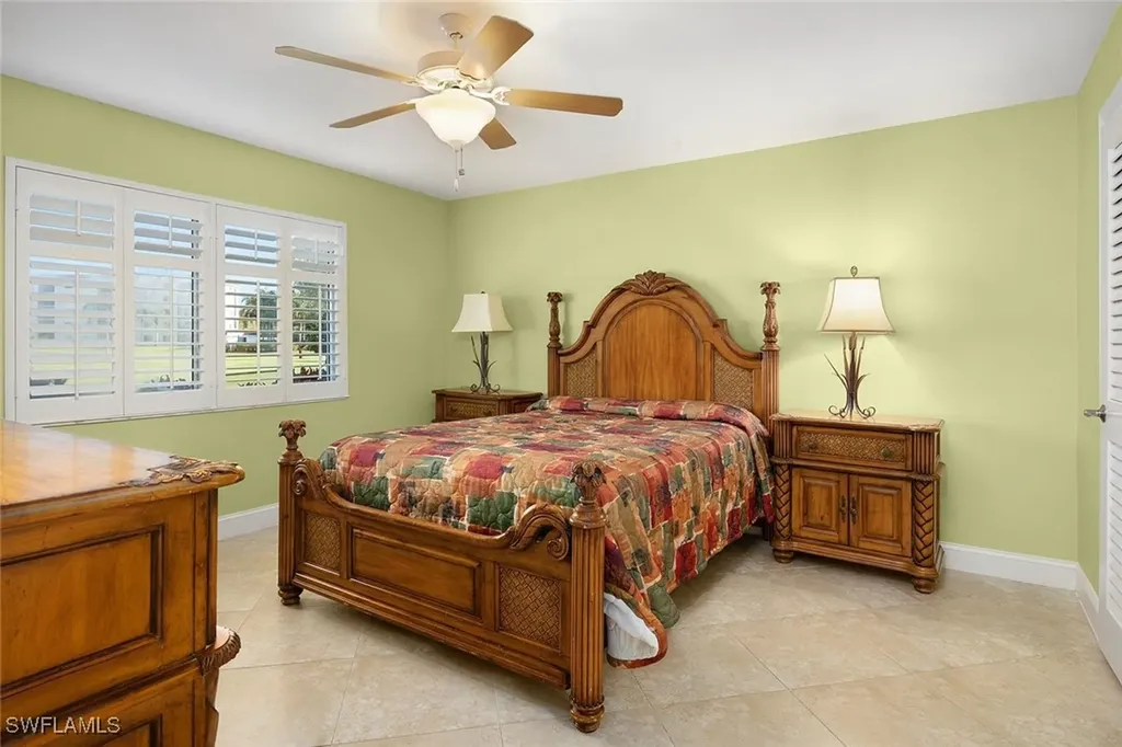 41 High Point Circle S Naples FL 34103
