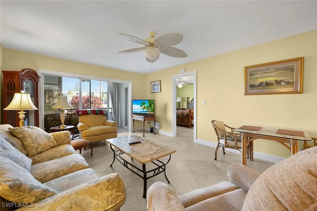 41 High Point Circle S Naples FL 34103