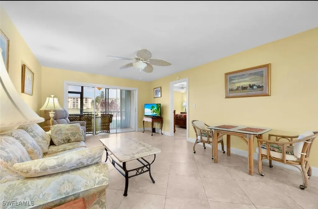 41 High Point Circle S Naples FL 34103