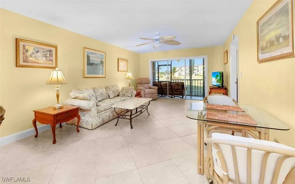 41 High Point Circle S Naples FL 34103