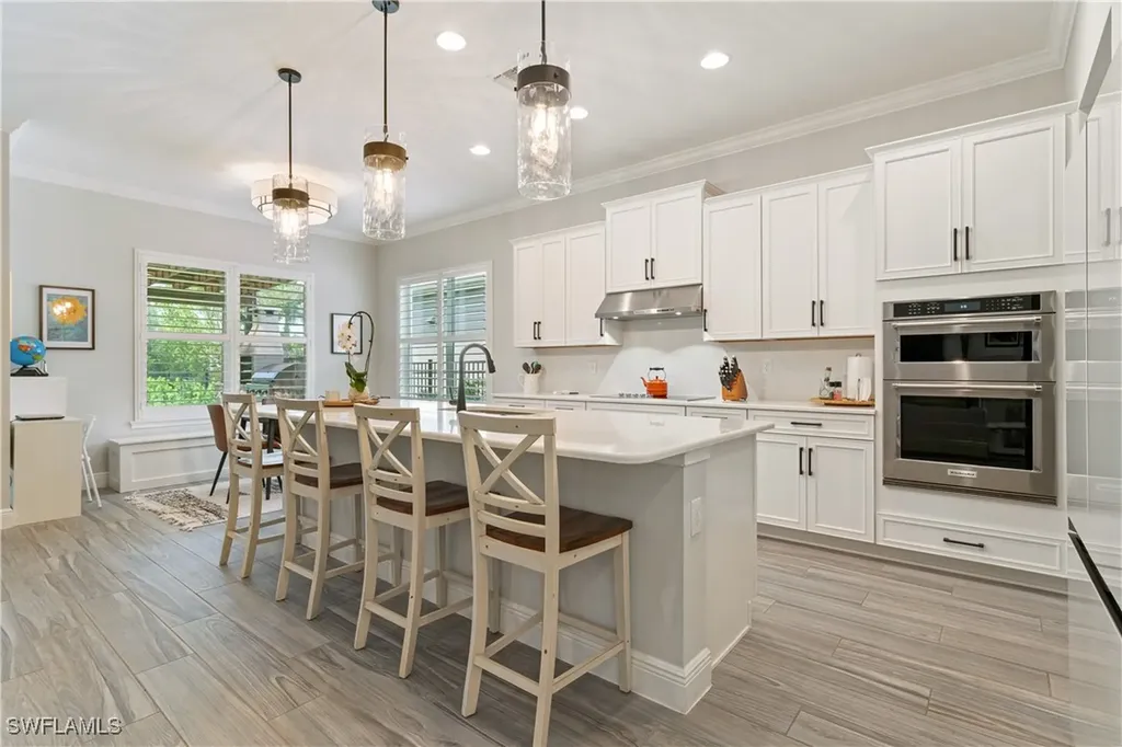 3725 Helmsman Drive Naples FL 34120