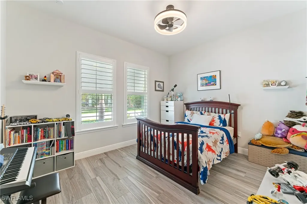 3725 Helmsman Drive Naples FL 34120