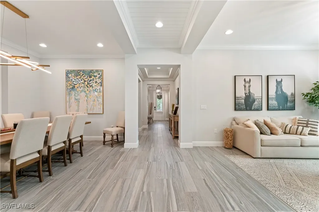 3725 Helmsman Drive Naples FL 34120