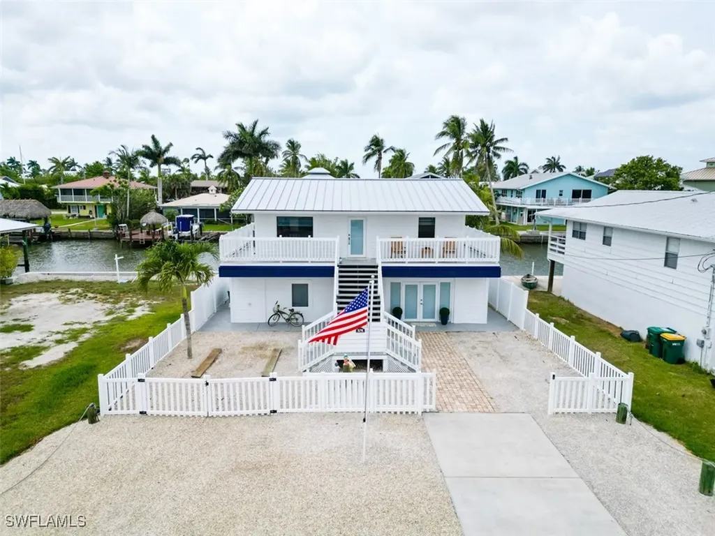 576 Coconut Avenue Goodland FL 34140