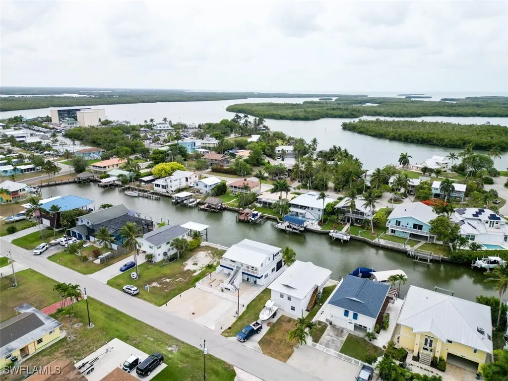 576 Coconut Avenue Goodland FL 34140