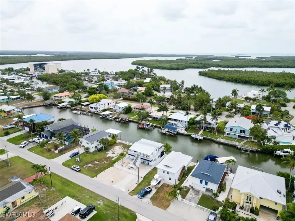 576 Coconut Avenue Goodland FL 34140