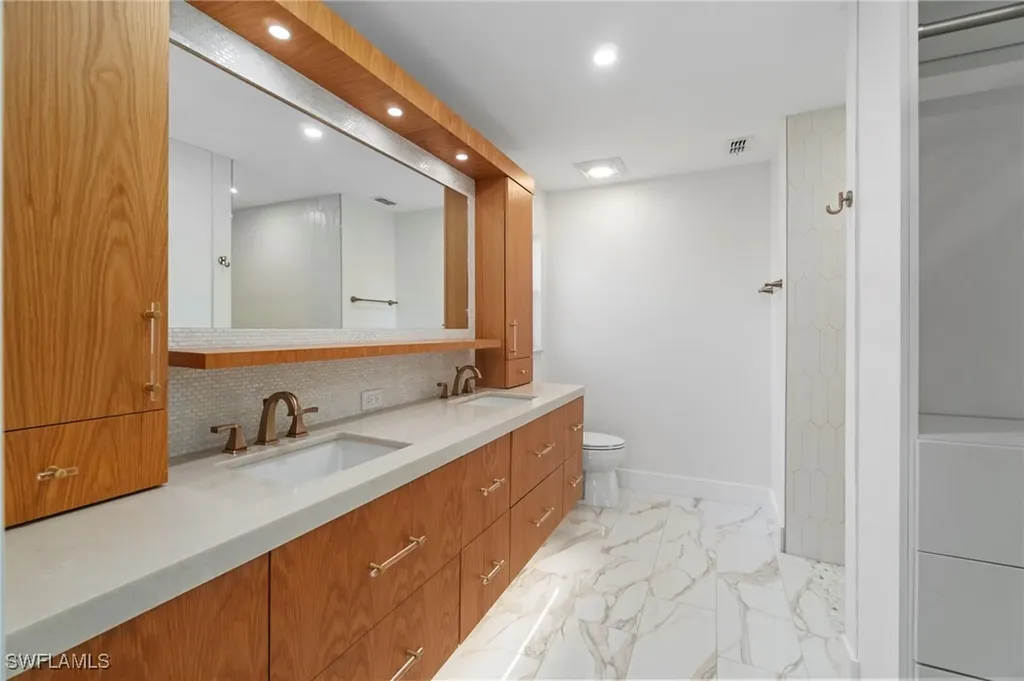 25360 Fairway Dunes Court Bonita Springs FL 34135