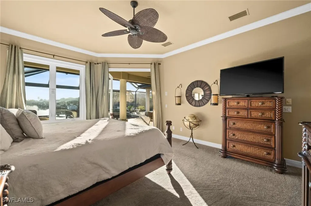 4009 Chiquita Boulevard S Cape Coral FL 33914