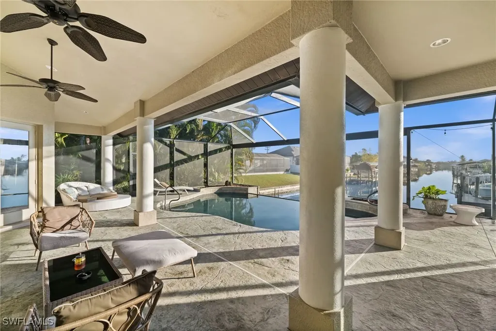 4009 Chiquita Boulevard S Cape Coral FL 33914