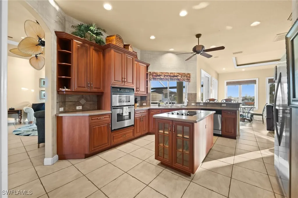4009 Chiquita Boulevard S Cape Coral FL 33914