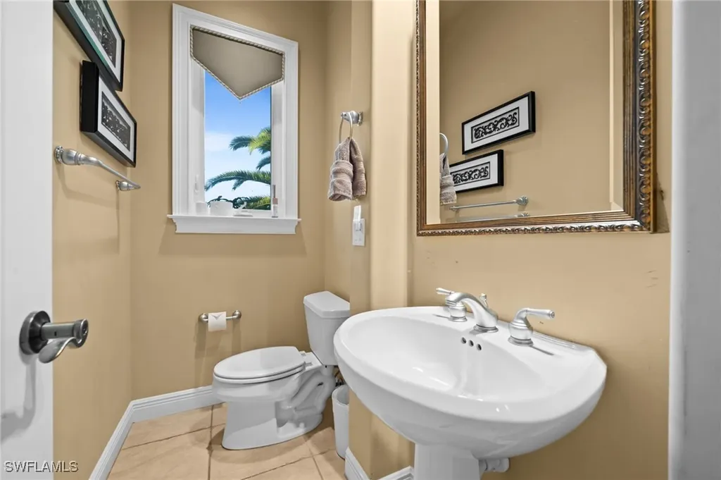 4009 Chiquita Boulevard S Cape Coral FL 33914