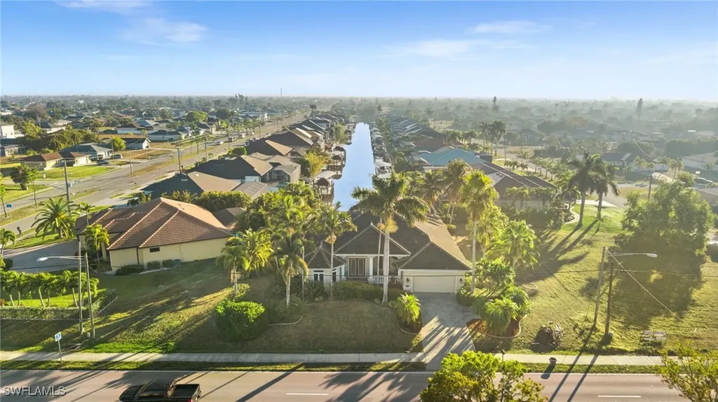 4009 Chiquita Boulevard S Cape Coral FL 33914