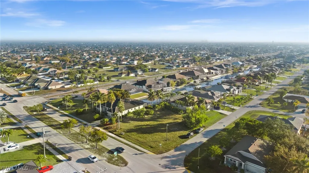 4009 Chiquita Boulevard S Cape Coral FL 33914