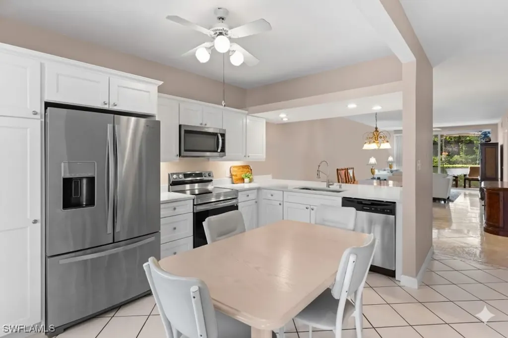 2245 Hidden Lake Drive Naples FL 34112