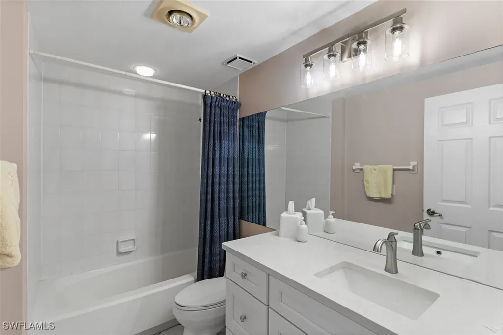 2245 Hidden Lake Drive Naples FL 34112