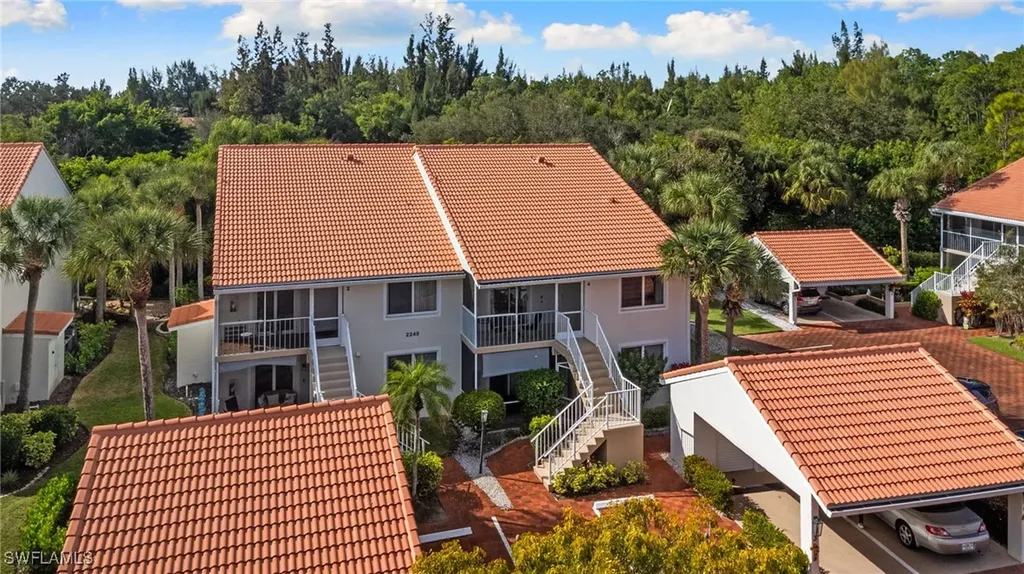 2245 Hidden Lake Drive Naples FL 34112