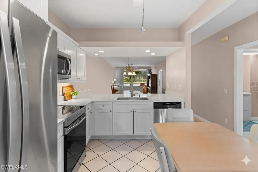 2245 Hidden Lake Drive Naples FL 34112