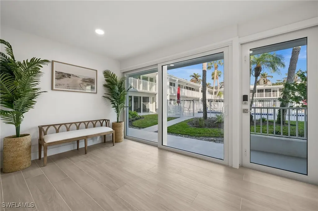 342 Harbour Drive Naples FL 34103