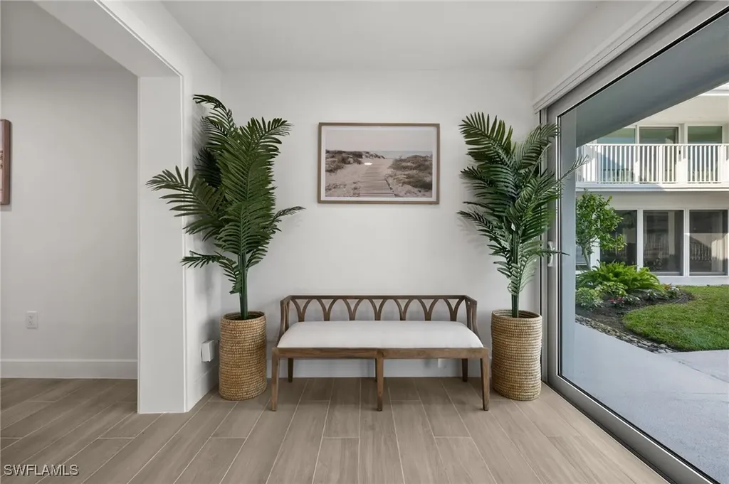 342 Harbour Drive Naples FL 34103