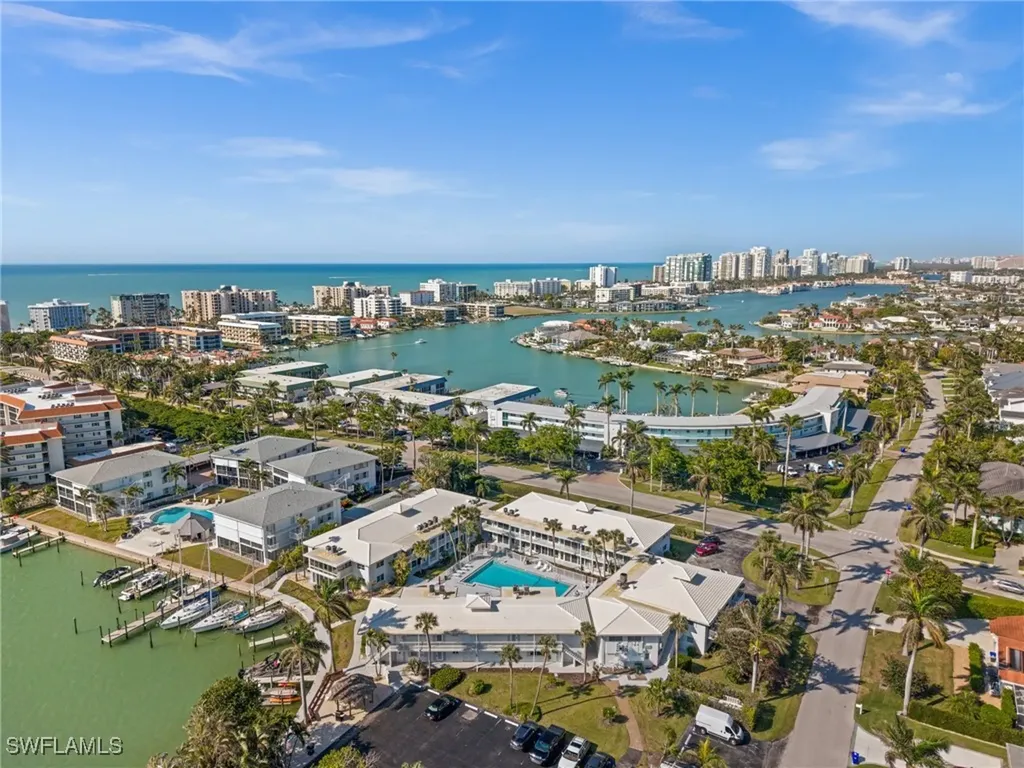 342 Harbour Drive Naples FL 34103