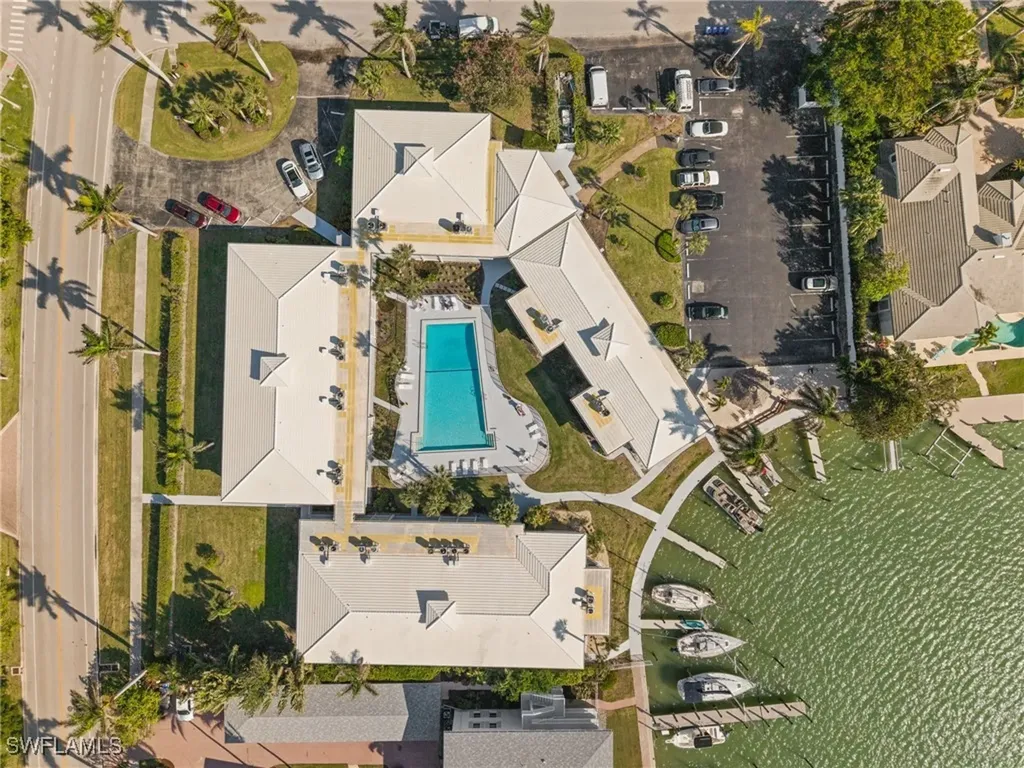 342 Harbour Drive Naples FL 34103