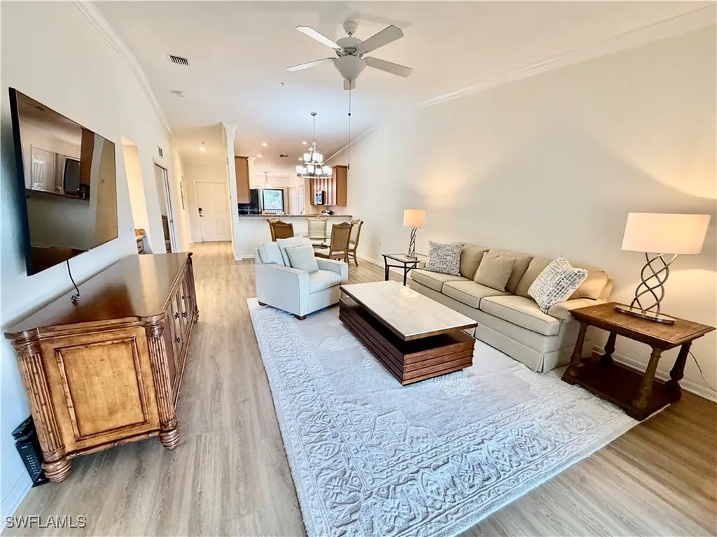 9832 Venezia Circle Naples FL 34113