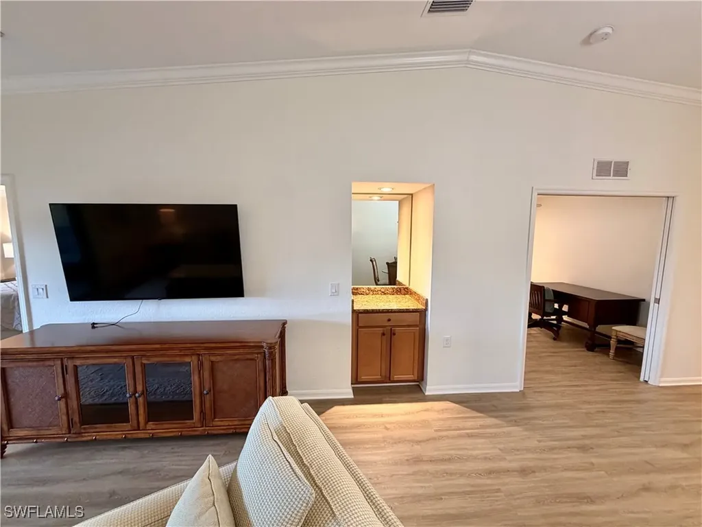 9832 Venezia Circle Naples FL 34113