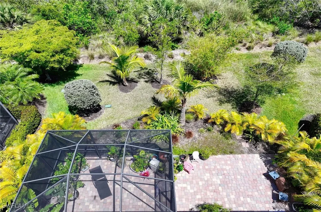 1608 Vizcaya Lane Naples FL 34113