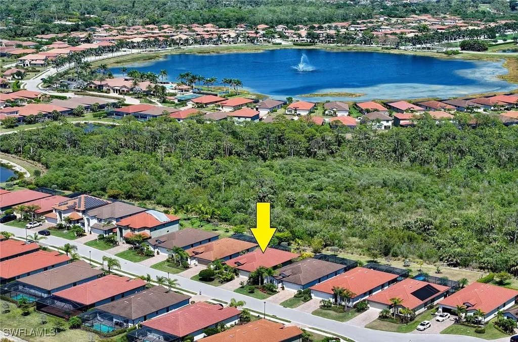 1608 Vizcaya Lane Naples FL 34113
