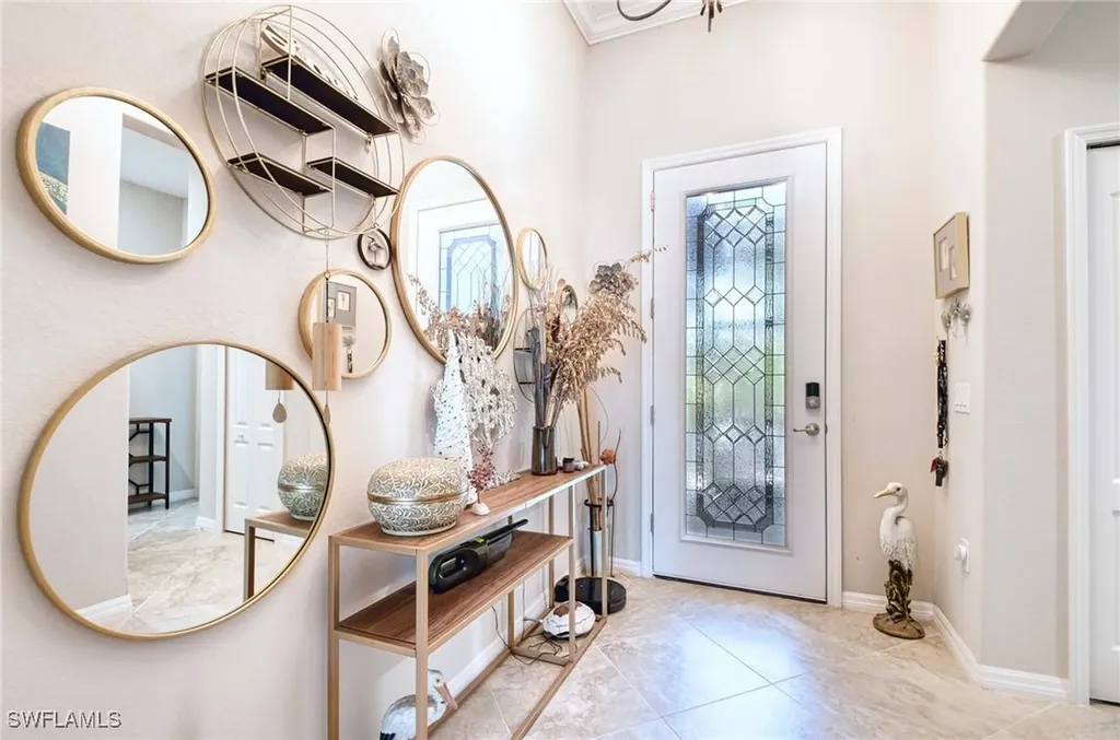 1608 Vizcaya Lane Naples FL 34113